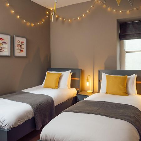 3 Bed In Tenby 95027 外观 照片