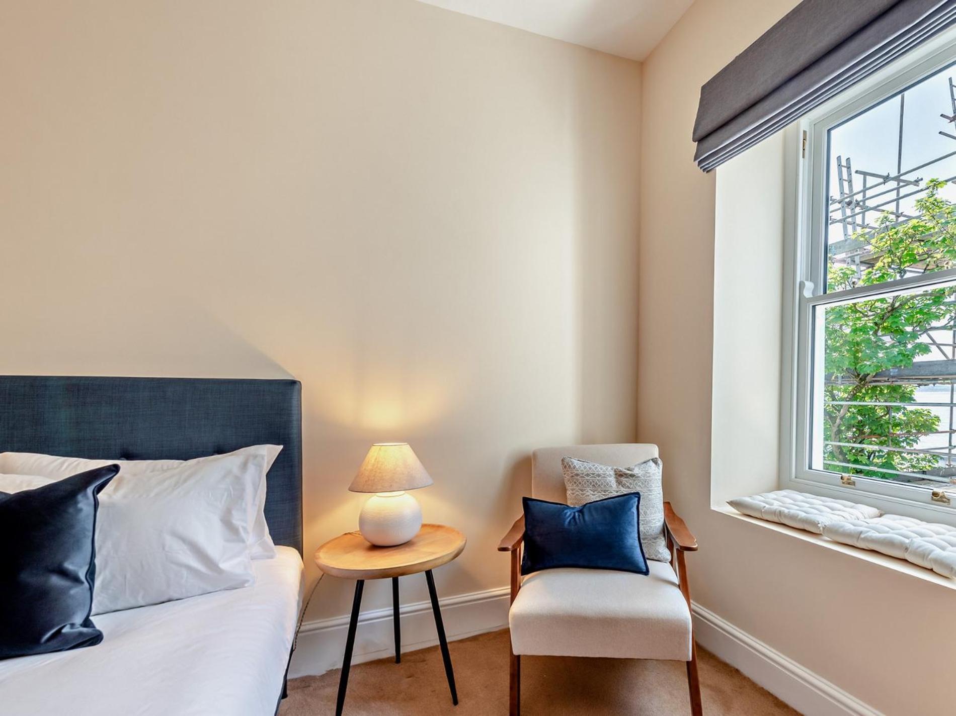 3 Bed In Tenby 95027 外观 照片